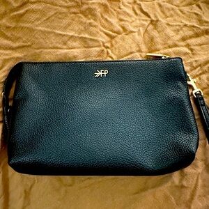 Freshly picked wristlet